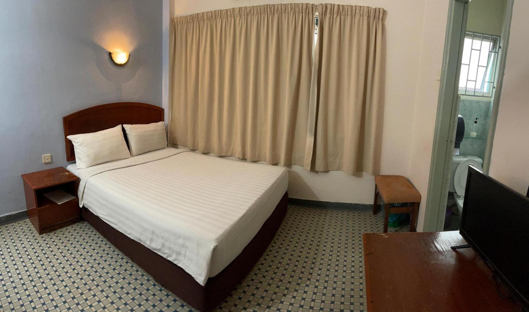 New Caspian Hotel イポー エクステリア 写真